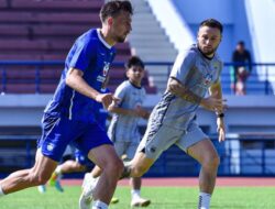 Pelatih Persib Bandung, Bojan Hodak, Mateo Kocijan Butuh Waktu Adaptasi