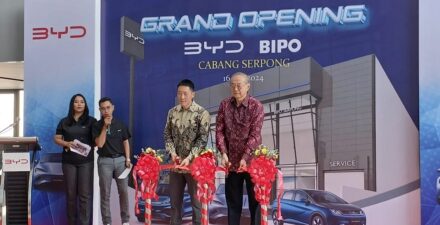 BYD Motor Indonesia dan Bipo Auto Resmikan Dealer Baru di Serpong