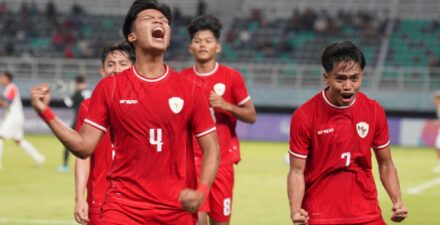 Para pemain Timnas Indonesia U-19 kala berlaga.