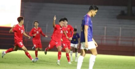 Timnas Vietnam U-19 ditahan Timnas Myanmar U-19 di laga pertama Grup C Piala AFF U-19 2024.