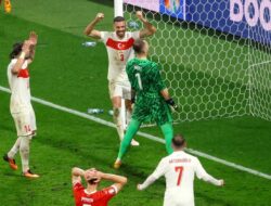 Dua Gol Demiral Bawa Turki Tundukkan Austria