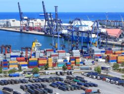 Zulkifli Hasan Rencanakan Bea Masuk Tinggi untuk Barang China, Langkah Perlindungan Industri Lokal