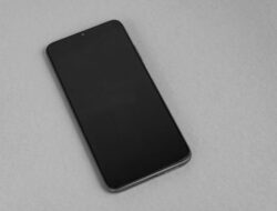 Ponsel Xiaomi Mati Sendiri? Ini Solusinya!