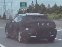 Xiaomi Luncurkan SUV Listrik MX11 dengan Teknologi Canggih