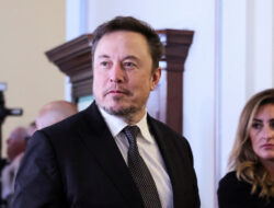 Elon Musk Kembali Jadi Orang Terkaya, Kekayaannya Capai Rp4000 Triliun