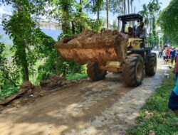 Bencana Longsor Mulai Intai Solok Selatan, Jalan Bomas-Kotobaru Tertimbun