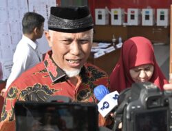 Gubernur Mahyeldi Akan Salurkan Hak Pilihnya dalam PSU DPD RI Dapil Sumbar di TPS 12, Kelurahan Jati Baru, Kota Padang