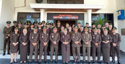 Netralitas Adhyaksa Harga Mati, Kajari Sijunjung Pimpin Upacara Hari Bhakti Adhyaksa ke-64