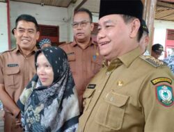 Diketahui Telah Mengabdi 11 Tahun Jadi Guru Honorer, Buk Guru Ini Diangkat Langsung Oleh Bupati Kotim Jadi Tenaga Kontrak