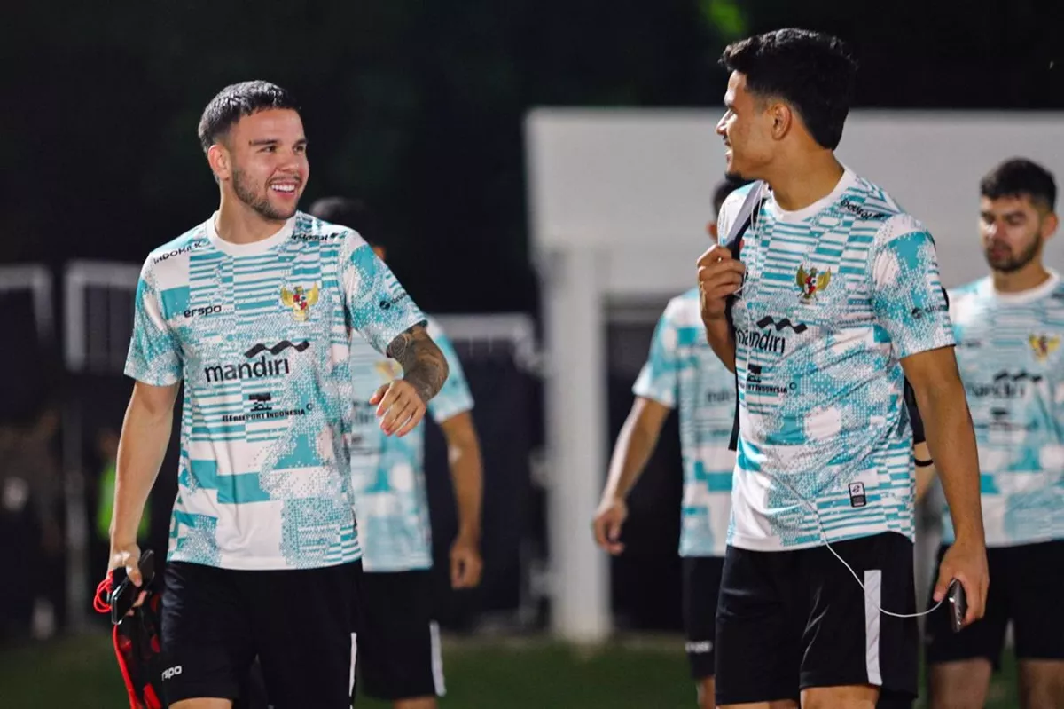 Ragnar Oratmangoen kala membela Timnas Indonesia.