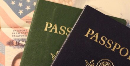 Paspor Merah, Biru, Hijau, dan Hitam, Simbol Identitas Negara