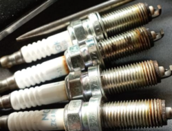 Ciri-Ciri Busi Palsu NGK yang Perlu Diketahui