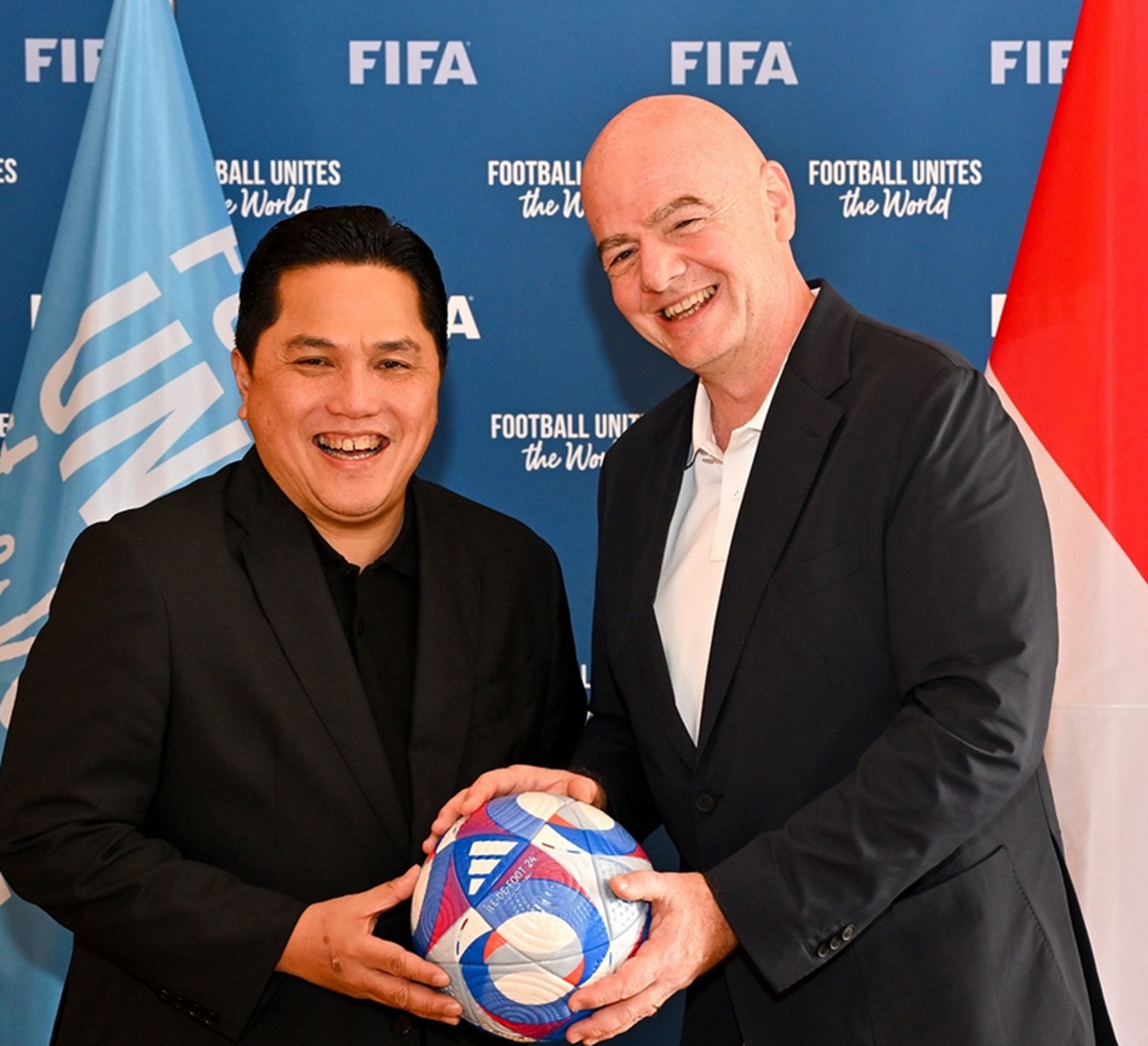 Presiden FIFA, Gianni Infantino bertemu dengan Erick Thohir.