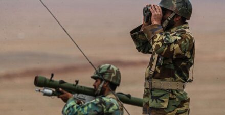 Iran Siap Serang Israel, Latihan Militer Dimulai di Barat Negara