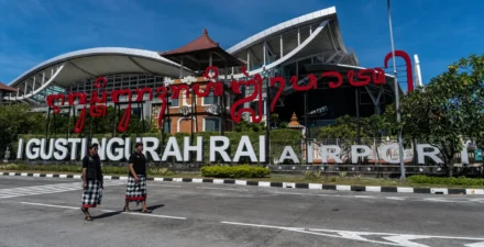 Angkasa Pura Supports (APS) membuka penerimaan karyawan untuk penempatan di Bandara I Gusti Ngurah Rai saat terjadi aksi mogok serikat pekerja.