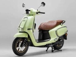 Skuter Matik Retro Suzuki US125 Akan Debut di China pada Festival Cinta