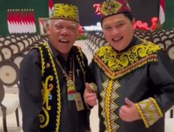 Erick Thohir Hadiri Upacara HUT RI ke-79 di IKN dengan Pakaian Adat Kalimantan