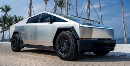 Tesla Cybertruck.