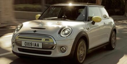 Mini Tarik Kembali 12.535 Unit Cooper SE EV Karena Risiko Kebakaran