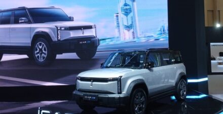Chery Tampilkan iCar 03 dan Model Baru di GIIAS Surabaya 2024