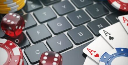 Catat, main judi online terancam tak bisa buka rekening hingga ajukan cicilan.