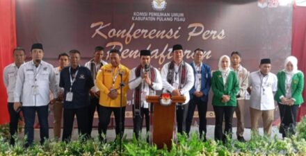 Paslon Rifa’i-Jayadi Resmi Mendaftar di KPU Pulang Pisau