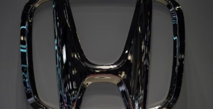 Kembangkan mobil listrik, Honda pastikan kemitraan strategis dengan Nissan dan Mitsubishi.