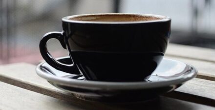 Kopi Panas dan Dingin