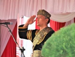 Pj Wali Kota Pariaman Roberia Pimpin Upacara HUT RI ke-79 Tahun 2024