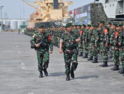 Pemberangkatan Yonarmed 11 Kostrad Ke Daerah Perbatasan RI Malaysia