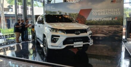 Toyota Luncurkan New Fortuner, Belum Ada Teknologi Hybrid di Indonesia