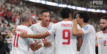 Para pemain Timnas Indonesia kala berlaga.