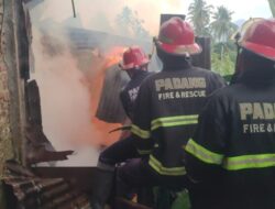 Kebakaran di Kelurahan Kuranji, Padang, Dua Rumah dan Sepeda Motor Habis Terbakar