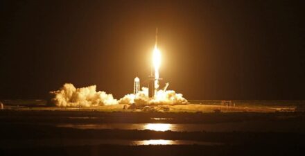Polaris Dawn Lepas Landas dari Cape Canaveral dengan Falcon 9