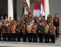 Presiden Jokowi Lakukan Reshuffle Terbaru, Mensos Diganti