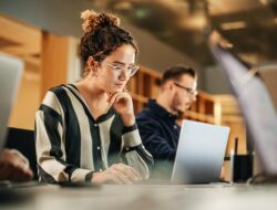 Pentingnya Prinsip ESG, Generasi Muda Mencari Perusahaan yang Berkomitmen terhadap Keberlanjutan