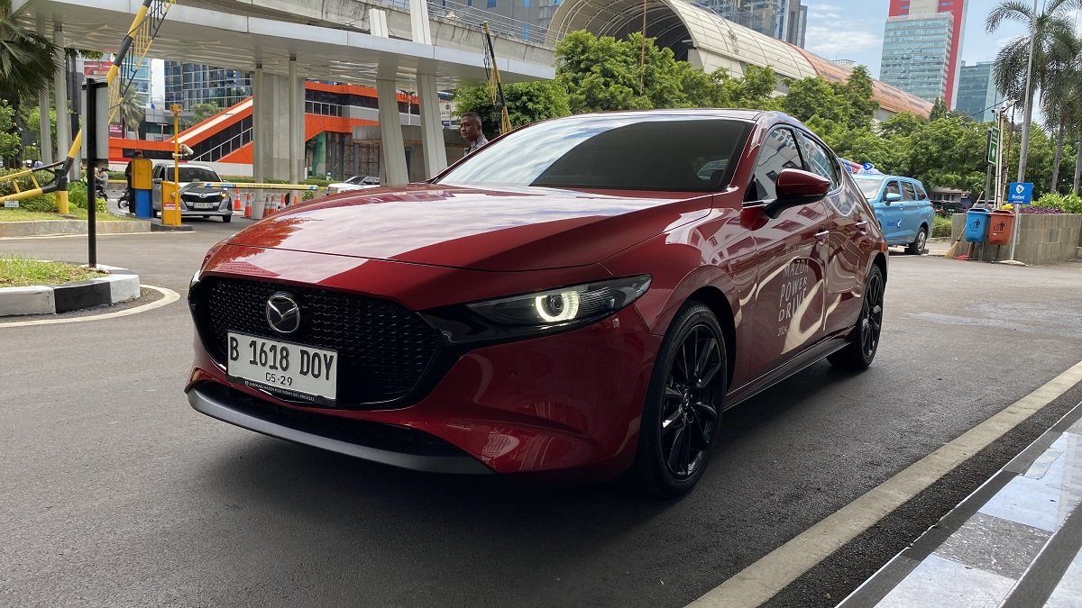 Mazda kerap dicap mobil mahal, ternyata banyak konsumen beli cash.