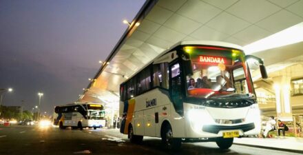 Bus DAMRI