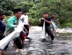 Warga Kuranji Hulu Lestarikan Tradisi Tangkap Ikan dengan Peralatan Tradisional