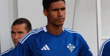 Raphael Varane termasuk lima pemain top dunia yang bergabung dengan Como 1907 di musim panas 2024