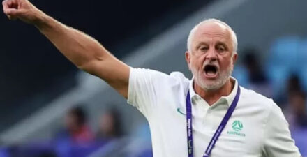 Pelatih Australia Graham Arnold Mengundurkan Diri Usai Imbang Melawan Indonesia