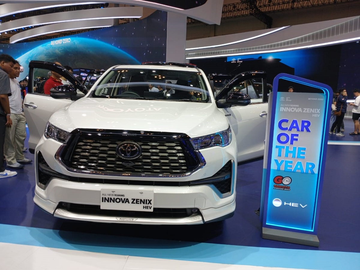 Peluang mobil hybrid, antara pembatasan BBM subsidi dan insentinf.