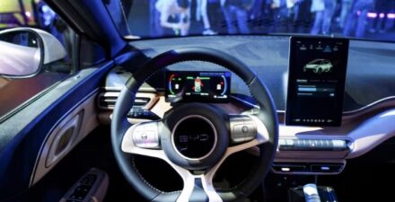 Babak baru, mobil di AS bakal dilarang gunakan perangkat lunak dan keras dari China