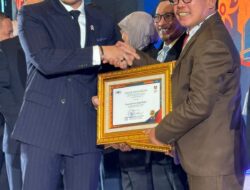 Walikota Sungai Penuh Terima Penghargaan dari Menteri Agraria dan Tata Ruang