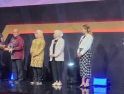 Gubernur Mahyeldi Raih Penghargaan Merdeka Award 2024 Berkat Terobosannya untuk Kemandirian Pangan