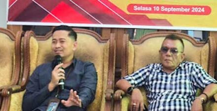 Sales Area Manajer (SAM) Pertamina Cabang Sumatera Barat Narotama Fazri (kiri) saat bersilaturrahmi ke kantor PWI Sumbar, Selasa 10 September 2024.