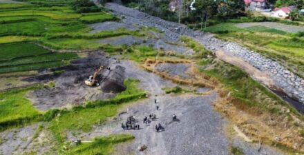 Normalisasi 104 Hektare Sawah Terdampak Banjir di Sumbar Dimulai