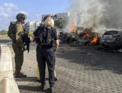 Serangan Roket Hizbullah Hantam Israel Utara