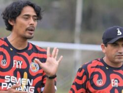 Coach Hendri Susilo Berpisah, Hengki Ardiles Jadi Caretaker