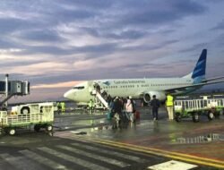 Garuda Indonesia Buka Lowongan Awak Kabin untuk Lulusan S1, Cek Persyaratannya!